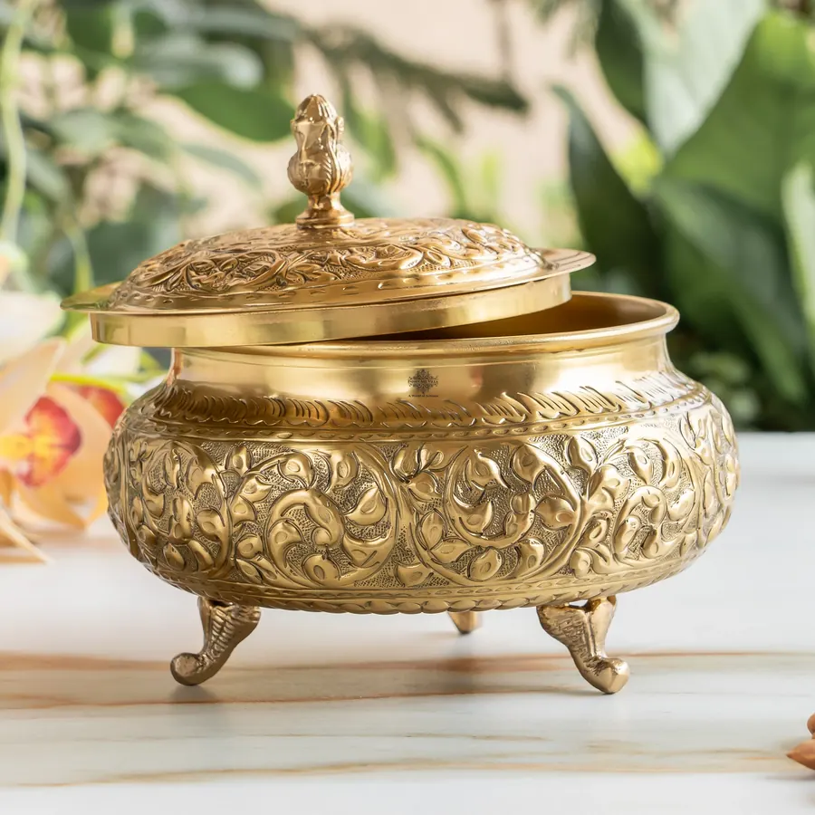 Hand-engraved brass vase crafted by Aadi Vishvanath Handicraft artisans